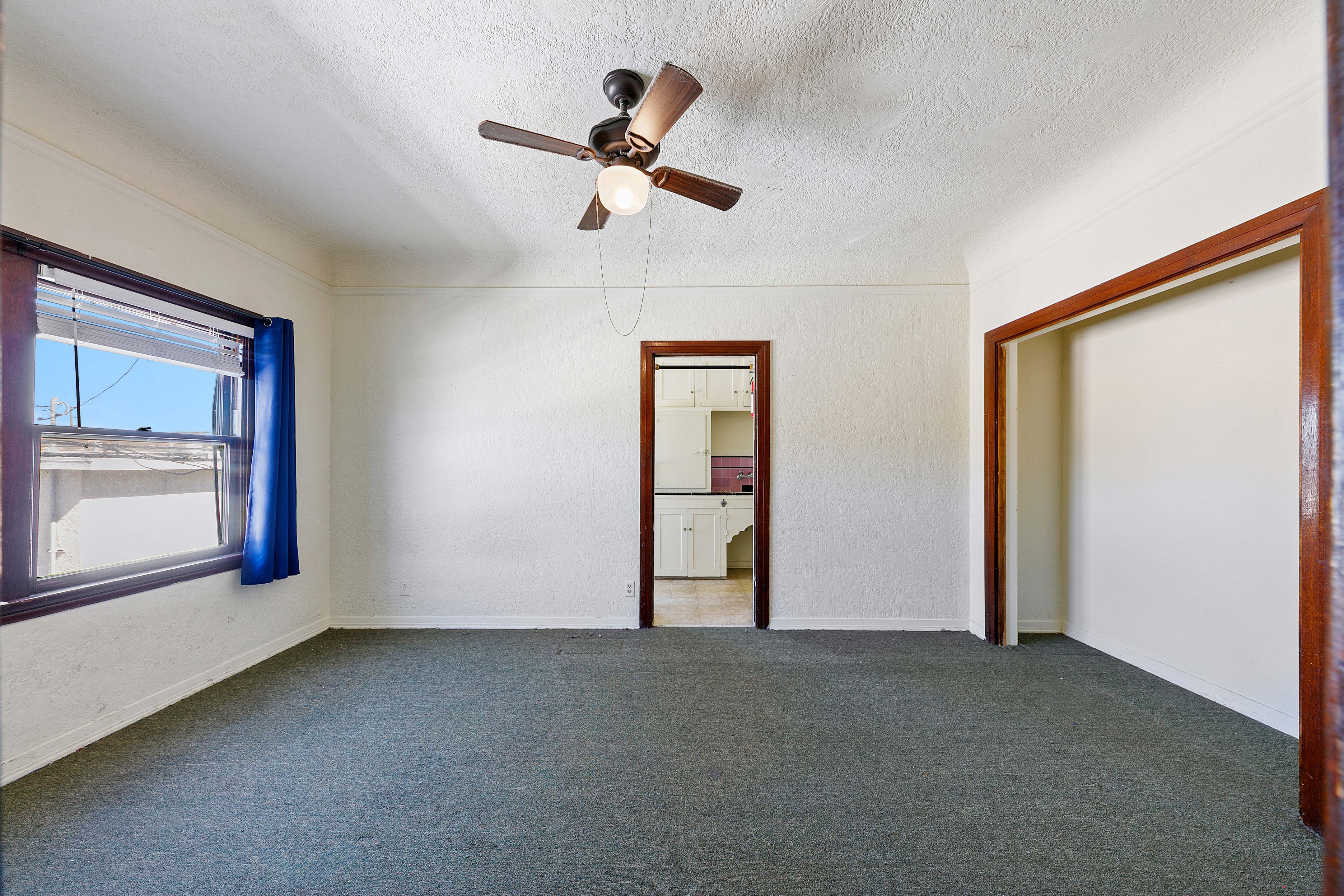 4251 E 4th Street — photo 2